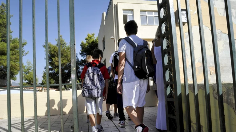 «Κωλοτούμπα» για τον ΦΠΑ 23% στην ιδιωτική εκπαίδευση