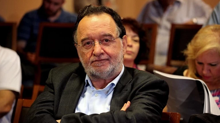 Λαφαζάνης: Αυταπάτη το σκίσιμο μνημονίων εντός ευρώ