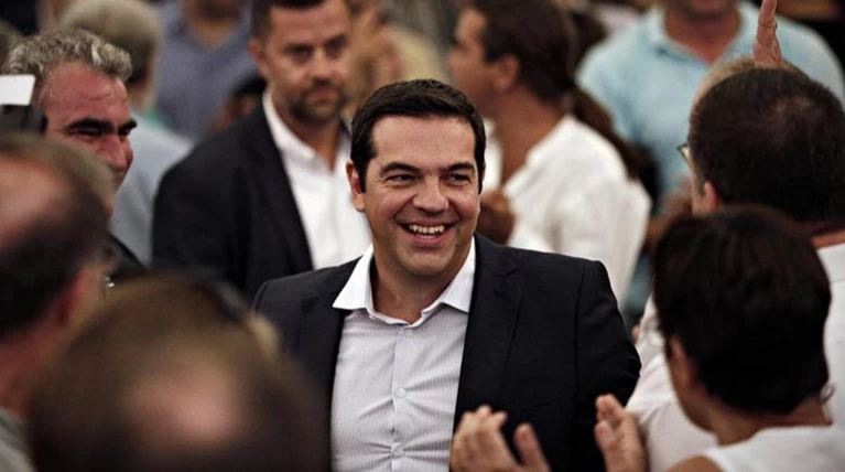 Ο ΣΥΡΙΖΑ αλλάζει σχέδιο και σύνθημα μετά τα γκάλοπ