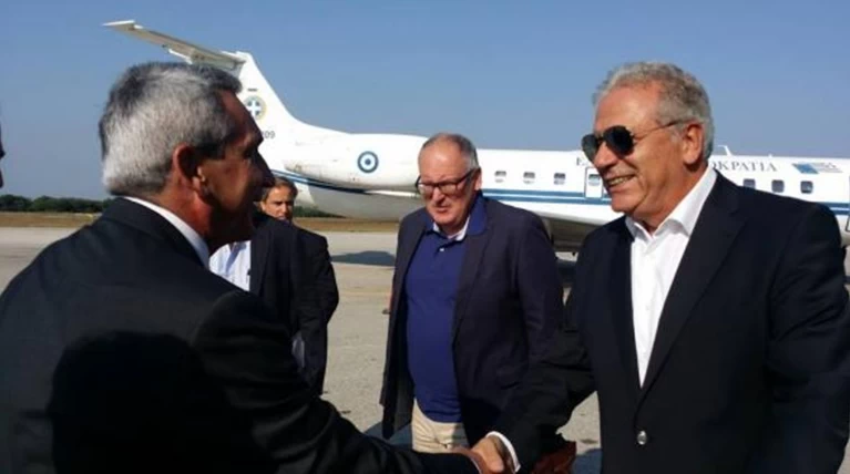 Αβραμόπουλος από την Κω: Η ΕΕ έχει εγκρίνει 442 εκατ. ευρώ για την Ελλάδα