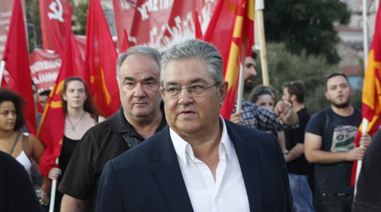 Η Παπαρήγα επικεφαλής στο Επικρατείας του ΚΚΕ, όλα τα ψηφοδέλτια