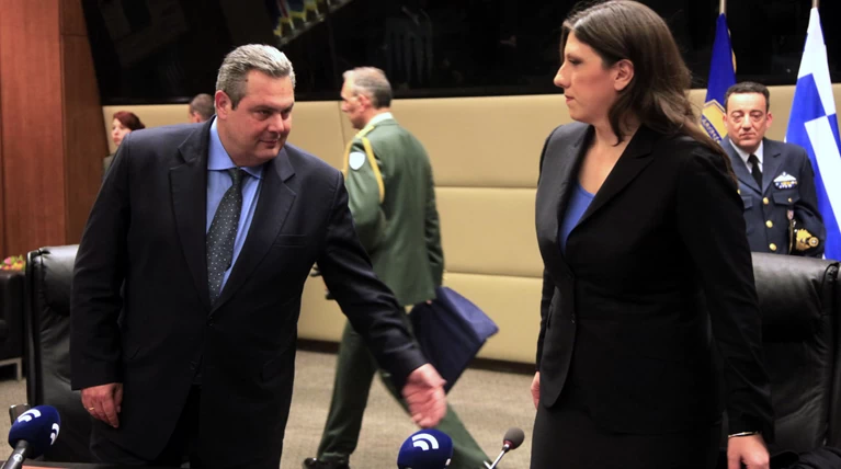 Η Ζωή απαντά στον πόλεμο που άνοιξε ο Καμμένος με αιχμές και υπονοούμενα