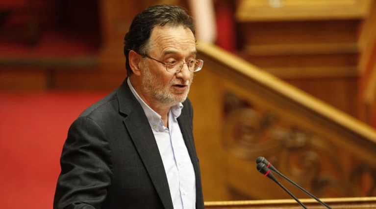 Λαφαζάνης: Ο Τσίπρας πήγε για μαλλί και κινδυνεύει να βγει κουρεμένος