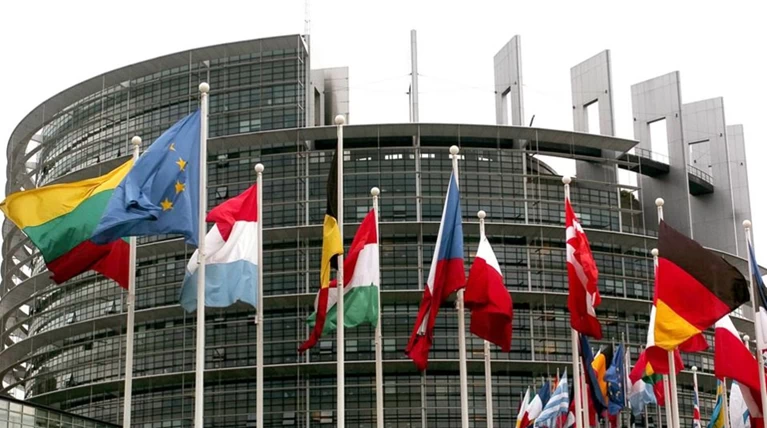 Ευρωζώνη: Στο +1,5% αναθεωρήθηκε η ανάπτυξη β' τριμήνου