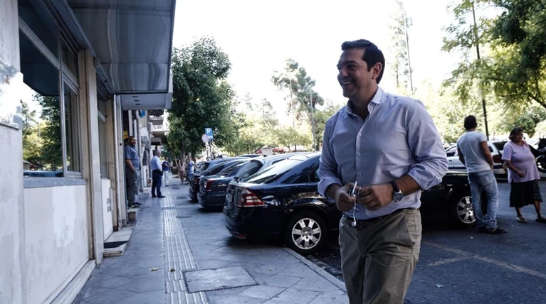Spiegel: Ο Τσίπρας άλλαξε ριζικά μέχρι και στα...κιλά του