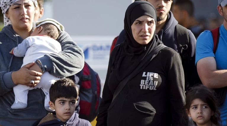 Πάνω από 7.000 πρόσφυγες σε τρεις μέρες στη Λέσβο (φωτο)