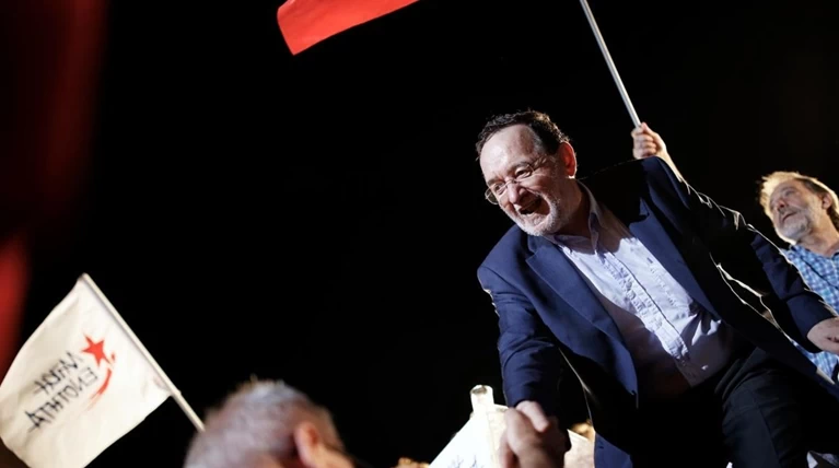 Λαφαζάνης:Σε νεοαρχηγικό κόμμα μεταλλάχθηκε ο ΣΥΡΙΖΑ