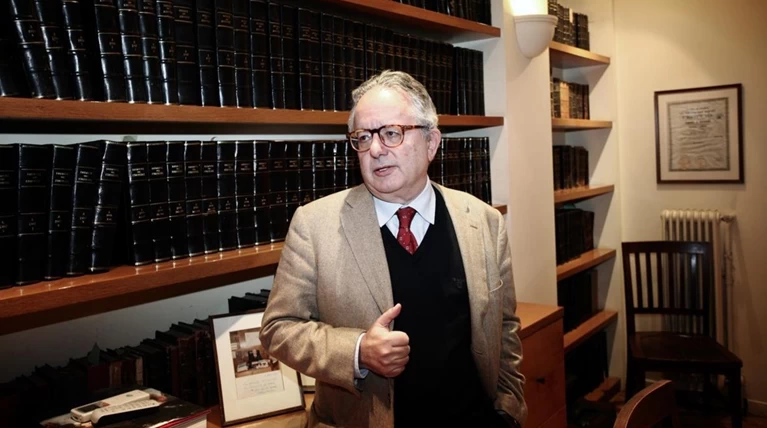 Αλιβιζάτος: Θα είναι ντροπή για το λαό να βγει τρίτη η Χρυσή Αυγή