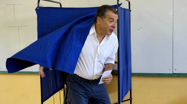 Απίστευτο: Δεν έδωσαν ψηφοδέλτιο Ποταμιού στον Θεοδωράκη