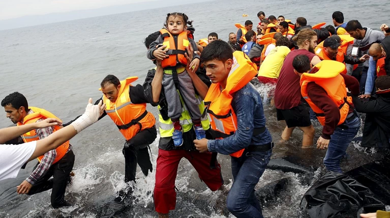 Ε.Ε.: Πράσινο φως στη μετεγκατάσταση 120.000 προσφύγων από Ελλάδα -Ιταλία