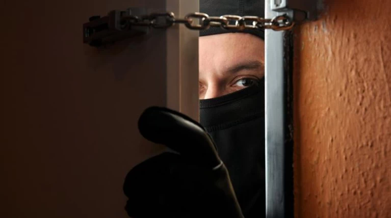 Ελεύθεροι δύο από τη συμμορία των ληστών με το σίδερο