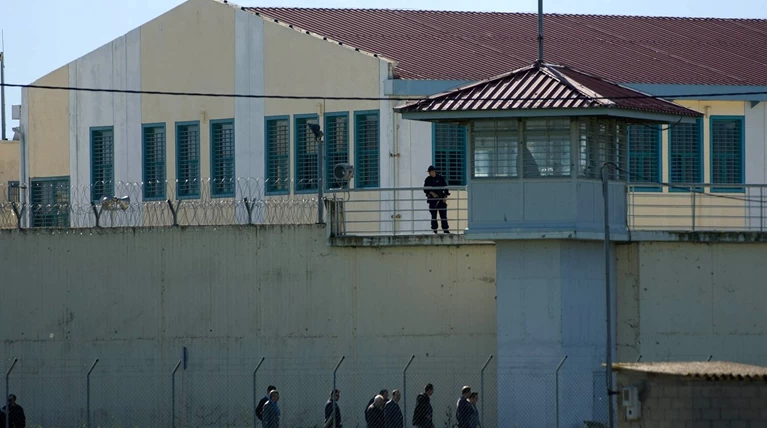 Συμπλοκή κρατουμένων στις φυλακές Τρικάλων
