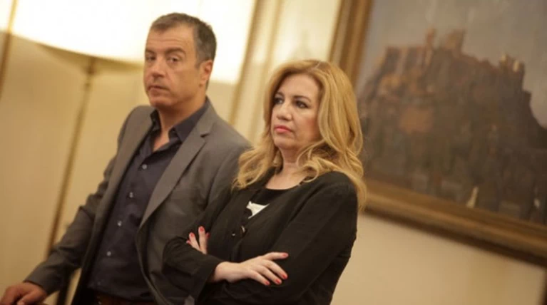 Η πυξίδα του ΣΥΡΙΖΑ τώρα δείχνει... κεντροαριστερά
