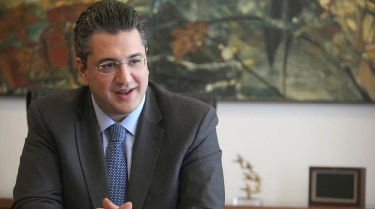 Aνακοίνωση -έκπληξη Τζιτζικώστα για την ηγεσία της ΝΔ μέσω... facebook
