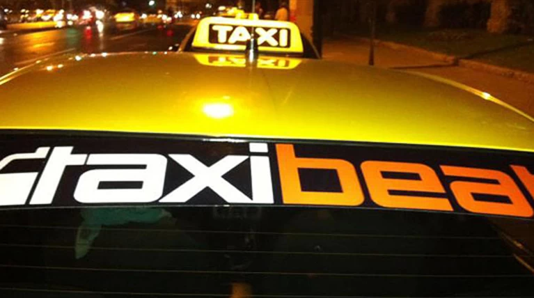 Taxibeat: Στείλε βοήθεια κι εσύ, με το πάτημα ενός κουμπιού