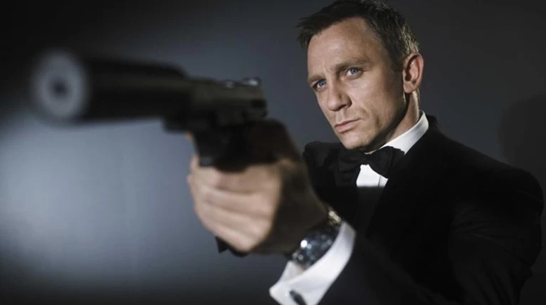 Επτά Aston Martin διέλυσε ο James Bond στο Spectre