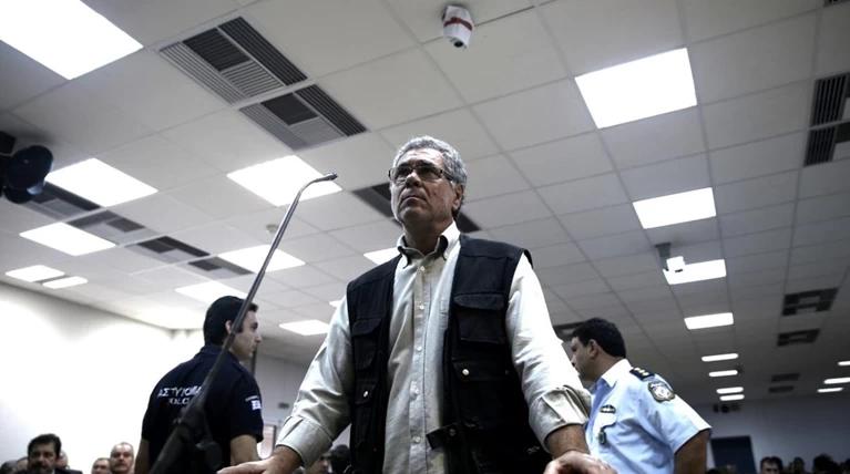 Πατέρας Φύσσα: Με το αίμα του γιου μου βαμμένα τα χέρια του Μιχαλολιάκου