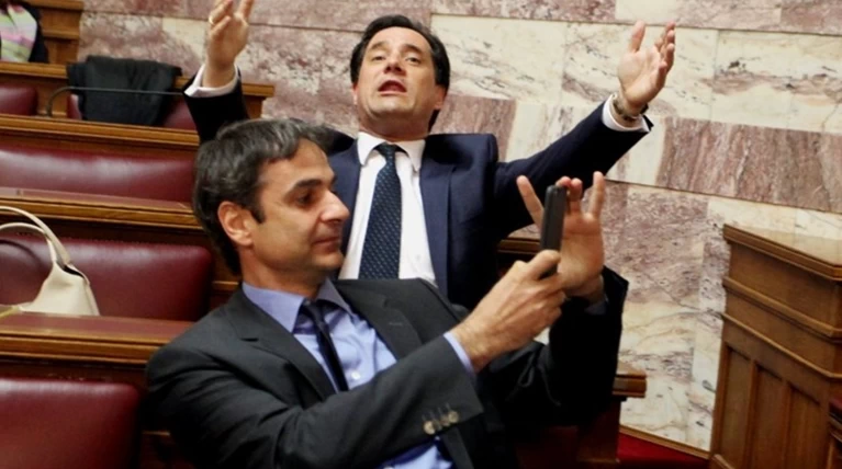 Μητσοτάκης: Εγώ παίζω μπάλα ο Άδωνις τένις