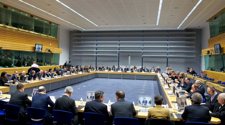 Eurogroup: Πρώτα τα μέτρα, μετά δόσεις,αξιολόγηση και ανακεφαλαιοποίηση