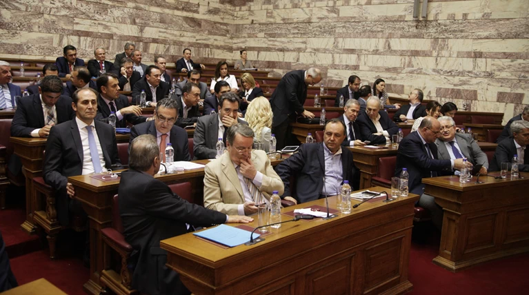 ΝΔ: Ποιον αρχηγό ψηφίζουν οι βουλευτές και οι "βαρόνοι"