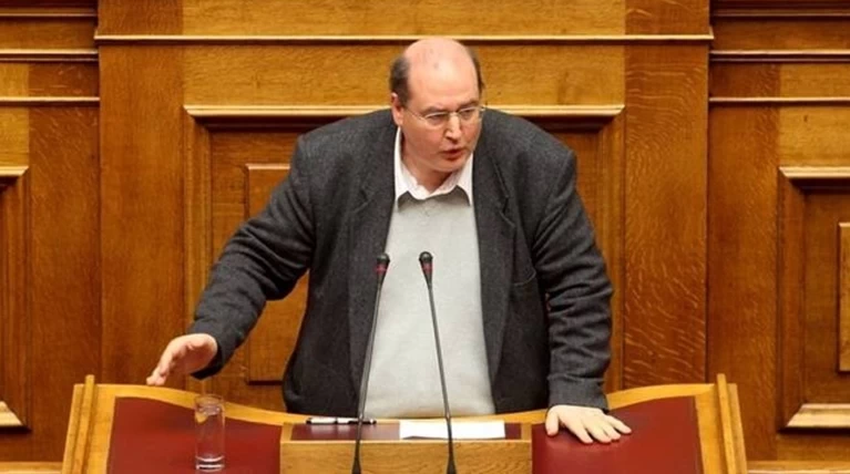 Κόμπιασε ο Φίλης όταν αναφέρθηκε στους Πόντιους