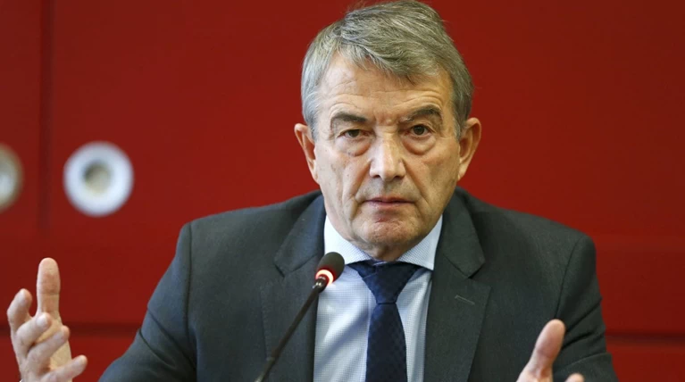 Παραιτήθηκε ο πρόεδρος της Γερμανικής ποδοσφαιρικής ομοσπονδίας