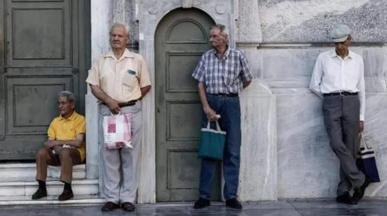 Μειώσεις συντάξεων από 5 έως 20% με επανυπολογισμό