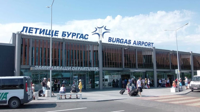 Απειλή για βόμβα σε αεροπλάνο που πετούσε από Βαρσοβία για Αίγυπτο