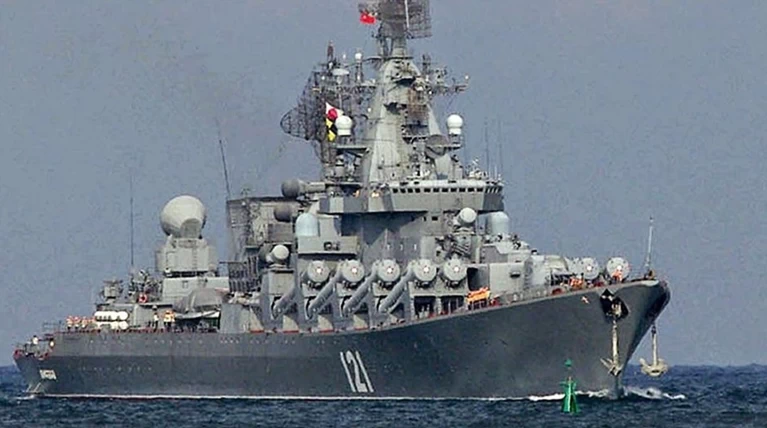 Η Ρωσία βγάζει στη Μεσόγειο το καταδρομικό «MosKva»