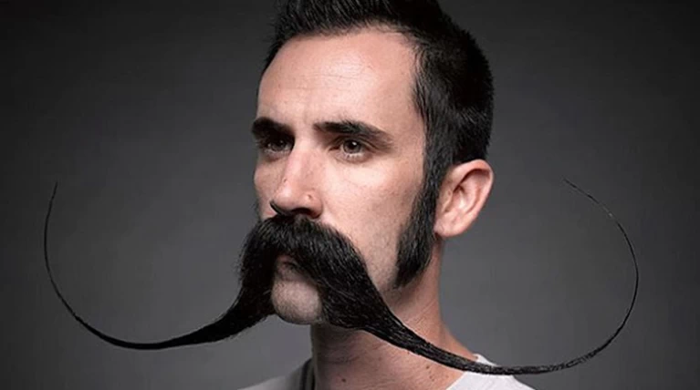 Movember: Οι άνδρες αφήνουν μουστάκι το Νοέμβριο και νικούν τον καρκίνο