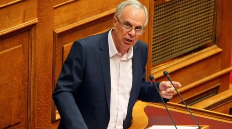 Απίστευτη δήλωση υπουργού: Φέρνω τροπολογία αλλά δεν την εφαρμόζει