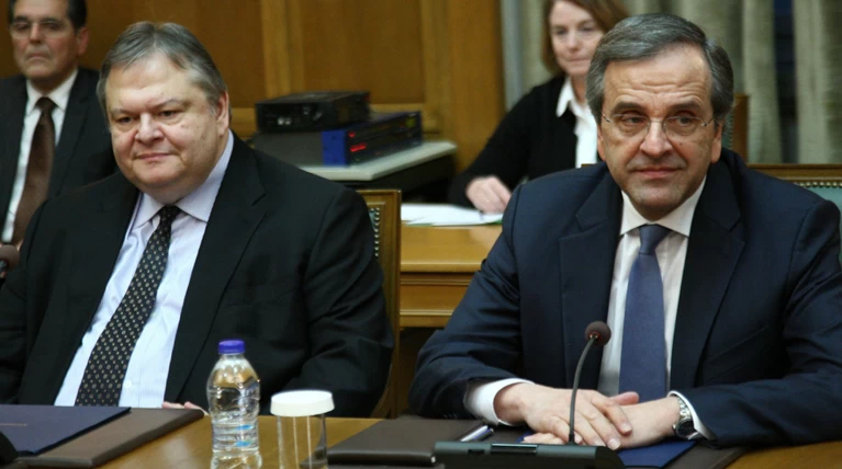 Επιστροφή Σαμαρά-Βενιζέλου «βλέπει» ο Λαζαρίδης