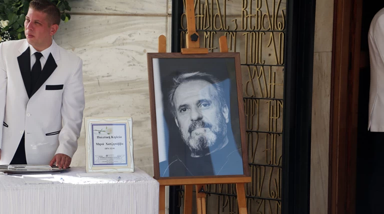 Ολο το ελληνικό θέατρο είπε αντίο στον Μηνά Χατζησάββα