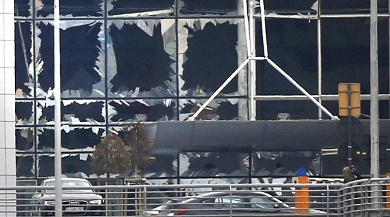 Ζώνη με εκρηκτικά βρέθηκε στο αεροδρόμιο Βρυξελλών, ελεγχόμενη έκρηξη