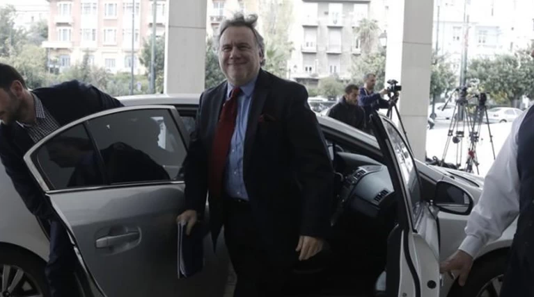 Ναι μεν αλλά Κατρούγκαλου για την αξιολόγηση