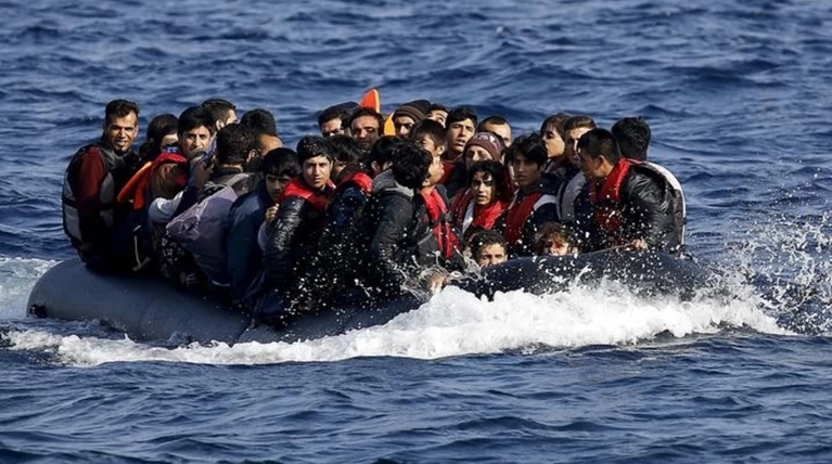 Το κύκλωμα των δουλεμπόρων και οι νέοι δρόμοι προς την Ευρώπη
