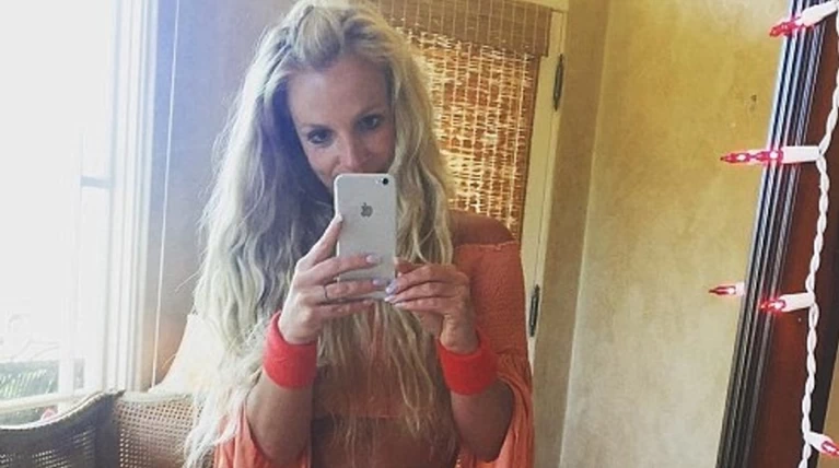 Παίζει ξανά με το photoshop και με τα νεύρα μας, η Μπρίτνεϊ Σπίαρς