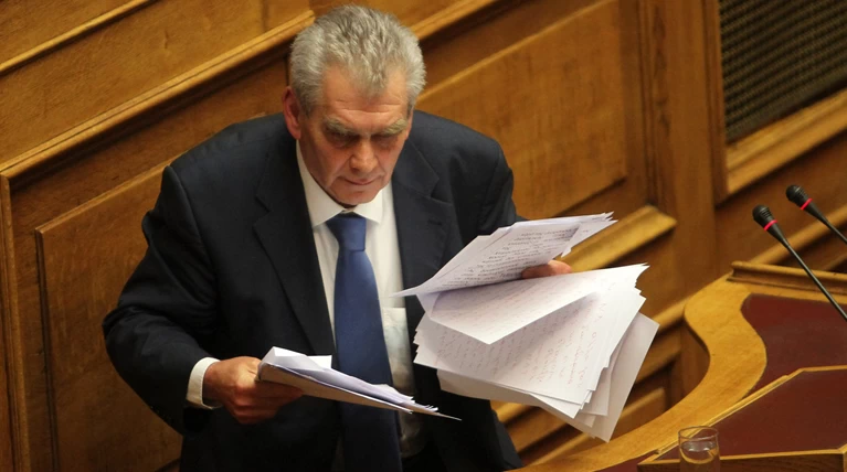 Καταγγελίες και μετά...τσάμικο από Παπαγγελόπουλο στη Θεσμών & Διαφάνειας