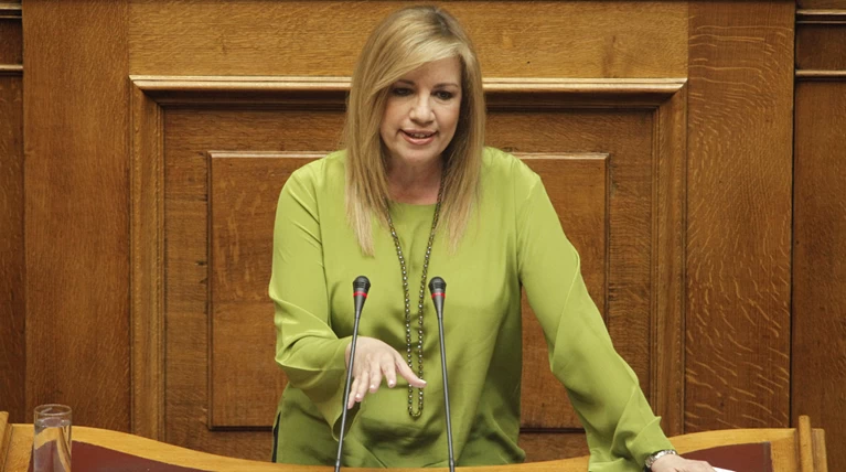 Φώφη: Η κωμωδία θα εξελιχθεί σε νέα τραγωδία