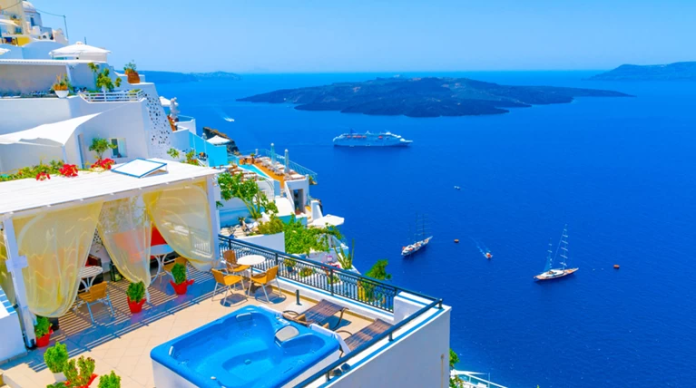 To lonely planet αποθεώνει τη Σαντορίνη: Το supermodel των νησιών