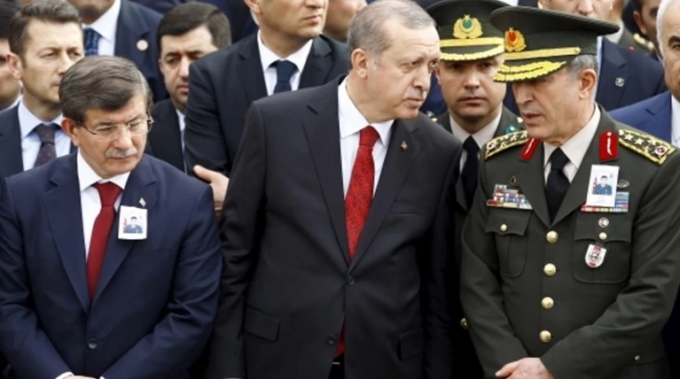 Στις 22 Μαΐου συνέδριο του ΑΚP, τέλος για Νταβούτογλου