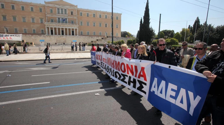 Aπεργιακό «λουκέτο» σε όλη τη χώρα- Χωρίς μέσα μαζικής μεταφοράς