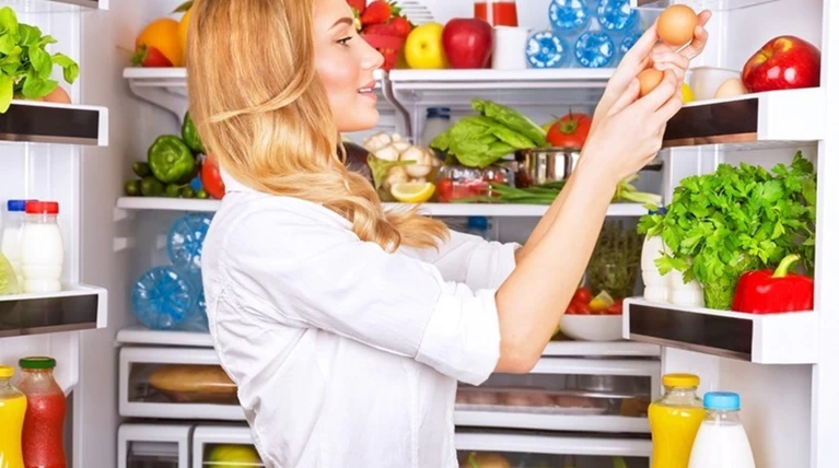 Πόσο διαρκούν οι τροφές εντός και εκτός ψυγείου
