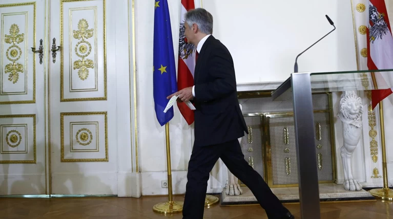 Τι οδήγησε τον Βέρνερ Φάιμαν στην παραίτηση από τη καγκελαρία της Αυστρίας