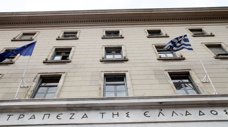 Χαλαρώνουν τα κριτήρια για την έκδοση μπλοκ επιταγών σε επιχειρήσεις