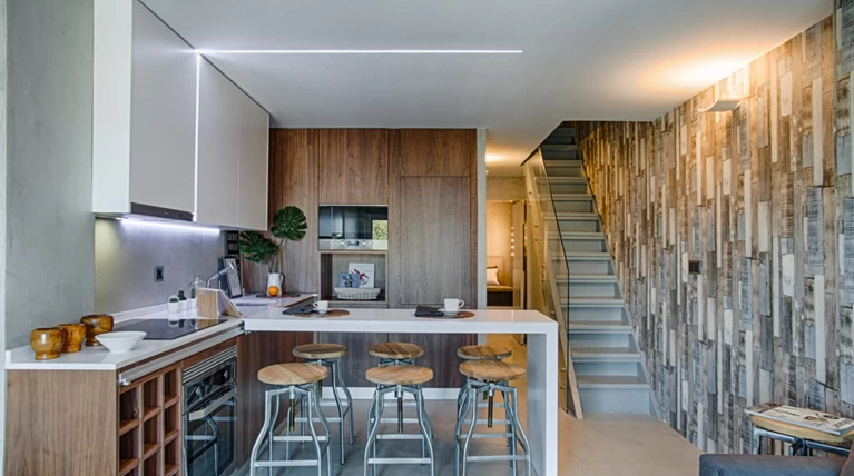 Αυτό το σπίτι δεν έχει μόνο εκπληκτικό design αλλά και υπέροχη θέα