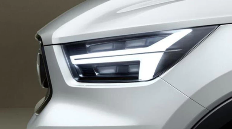 «Επίθεση» Volvo στη νέα γενιά μέσω snapchat για τα μελλοντικά V40 και XC40