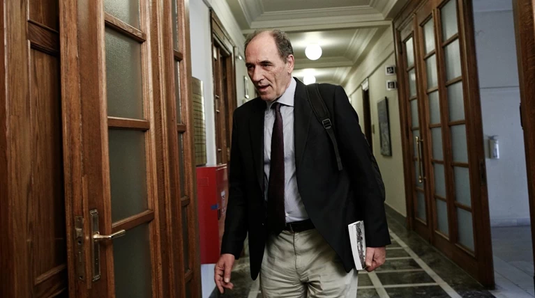 Γρίφος Σταθάκη: Αν χρειαστεί, θα κάνουμε εκλογές