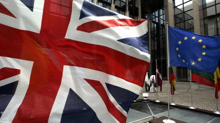«Απολογία» Κάρνεϊ για τις δηλώσεις του περί Brexit