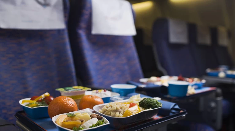H Βritish Airways θα χρεώνει το γεύμα στις πτήσεις;